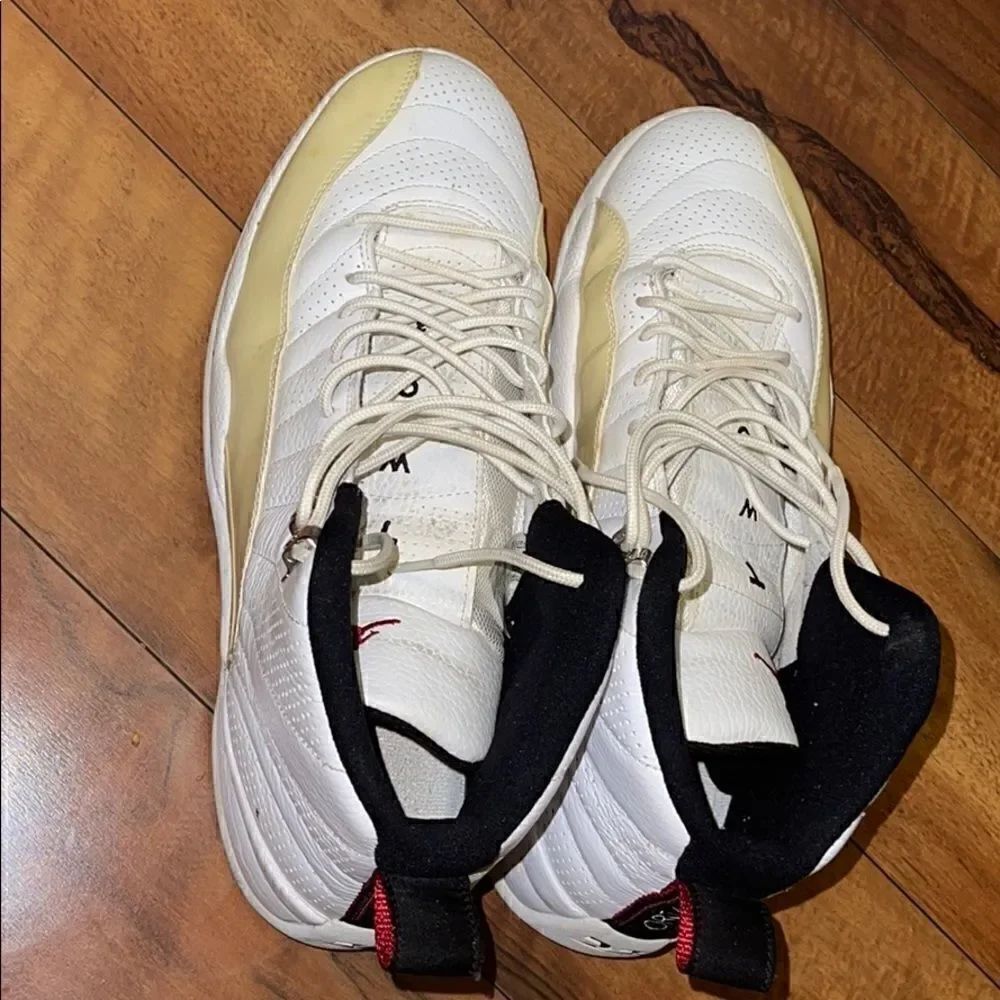 Jordan XII Retro Rising Sun - Size 11.5 - Picture 6 of 8